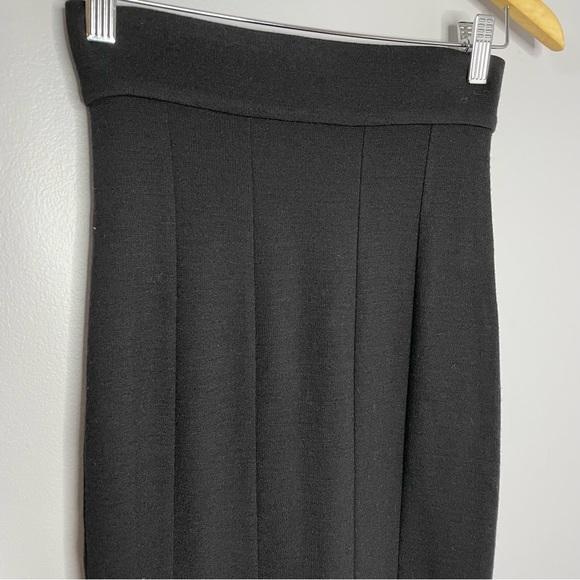 Dolce & Gabbana Black Knee Length Black Pencil Skirt - Picture 6 of 9